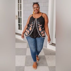 Savanna Jane Floral Embroidered Camisole